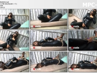 DK13美束馆_真实的M-培培 新人乳胶衣登场！新人真实的表现