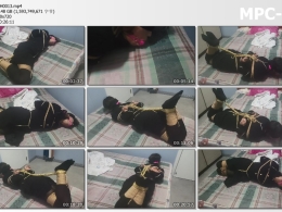 理想生活_夫妻之间的情趣 丝袜蒙眼 口球堵嘴